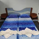 Hotel семеен максим Teteven