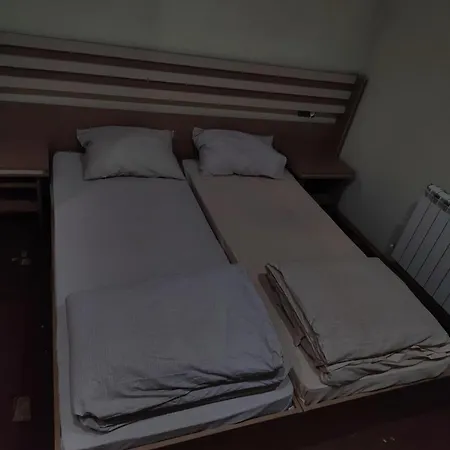 Hotel семеен максим