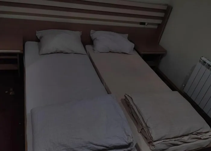 Hotel семеен максим